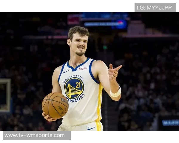 鲍威尔表现抢眼16投9中罚球全中砍下25分7篮板5助攻助队取胜