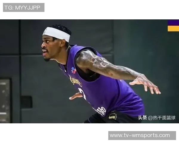 詹姆斯遭遇坐骨神经痛困扰范德彪期待他早日重返赛场 詹姆斯遭遇坐骨神经痛困扰范德彪期待他早日重返赛场